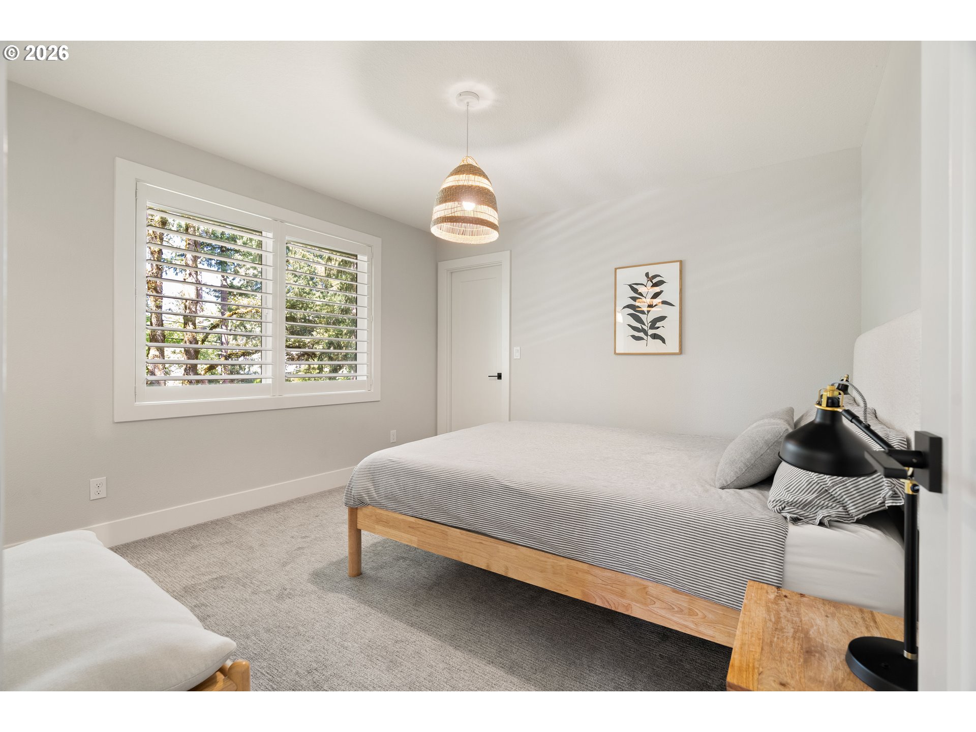 17484 Bryant Road Lake Oswego, OR 97035 - Photo 32 of 48 Gallery Image 32