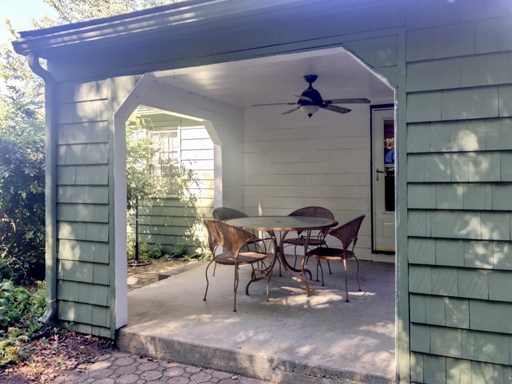 28 Robin Ridge Drive Agawam, MA 01030 - Photo 23 of 25 Gallery Image 23