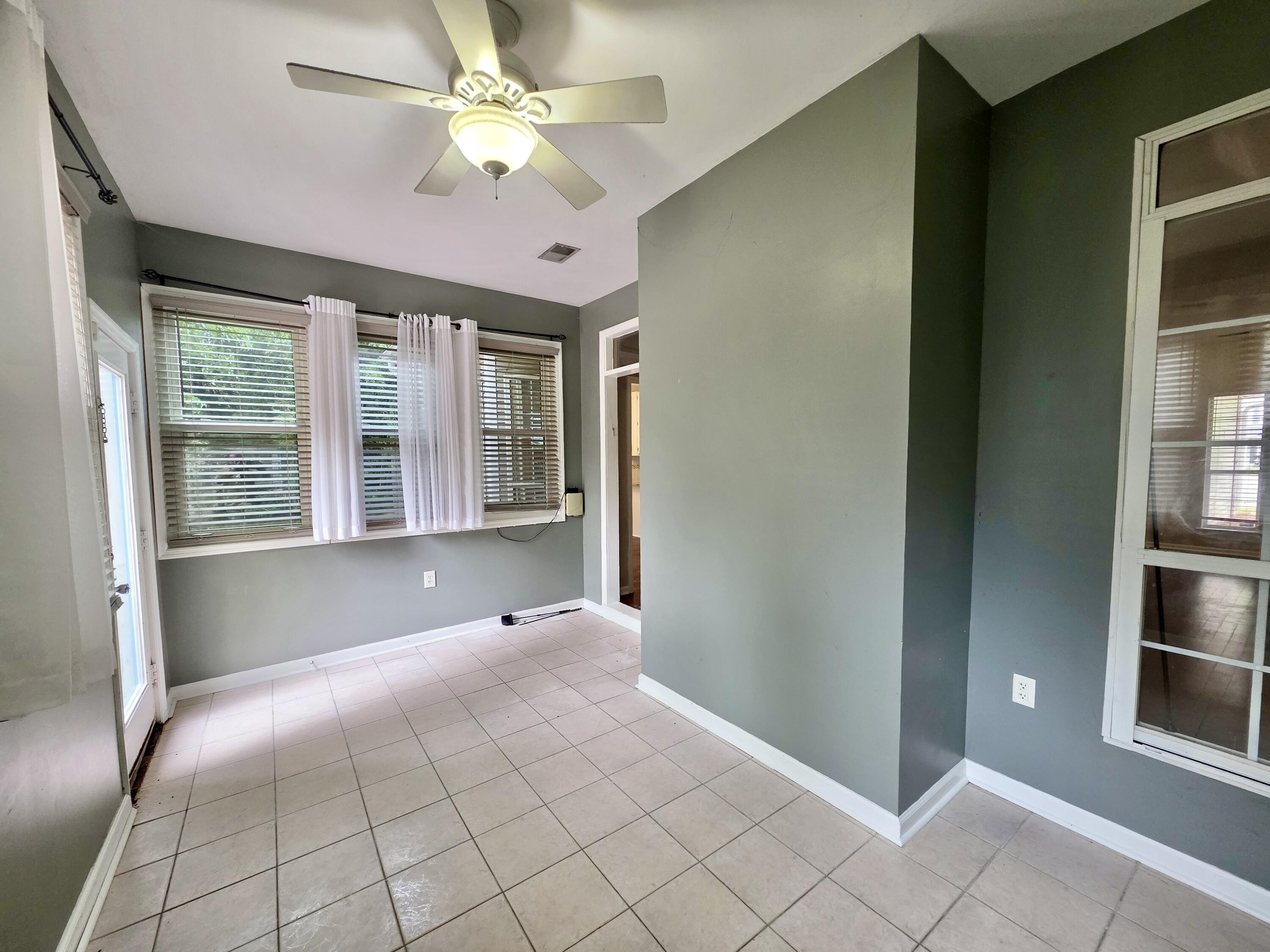 470 Cane Court Mount Pleasant, SC 29464 - Photo 13 of 34 20260528_132035