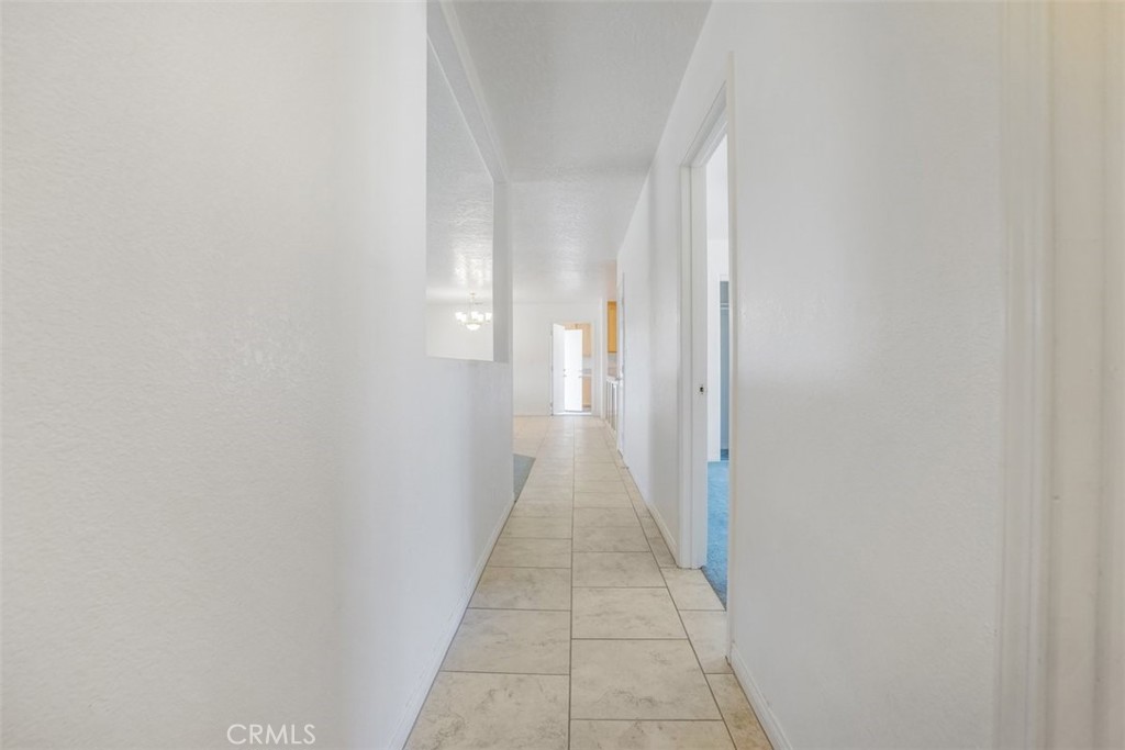 11221 Omelveny Road Oak Hills, CA 92344 - Photo 20 of 40