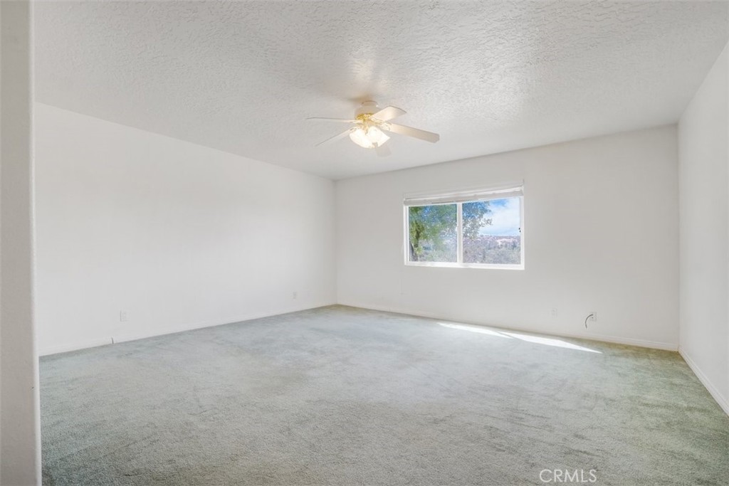 11221 Omelveny Road Oak Hills, CA 92344 - Photo 25 of 40 Master Bedroom