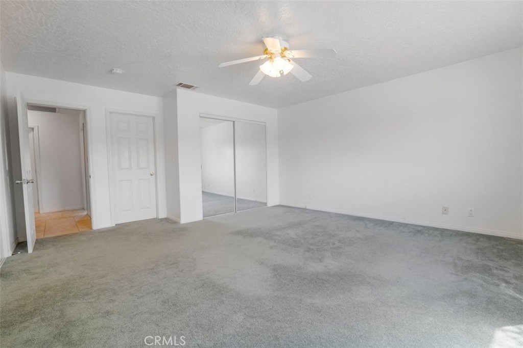 11221 Omelveny Road Oak Hills, CA 92344 - Photo 27 of 40
