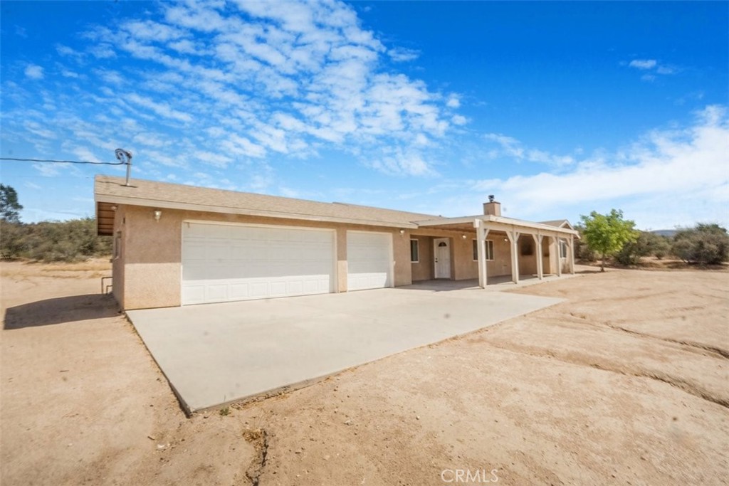 11221 Omelveny Road Oak Hills, CA 92344 - Photo 33 of 40