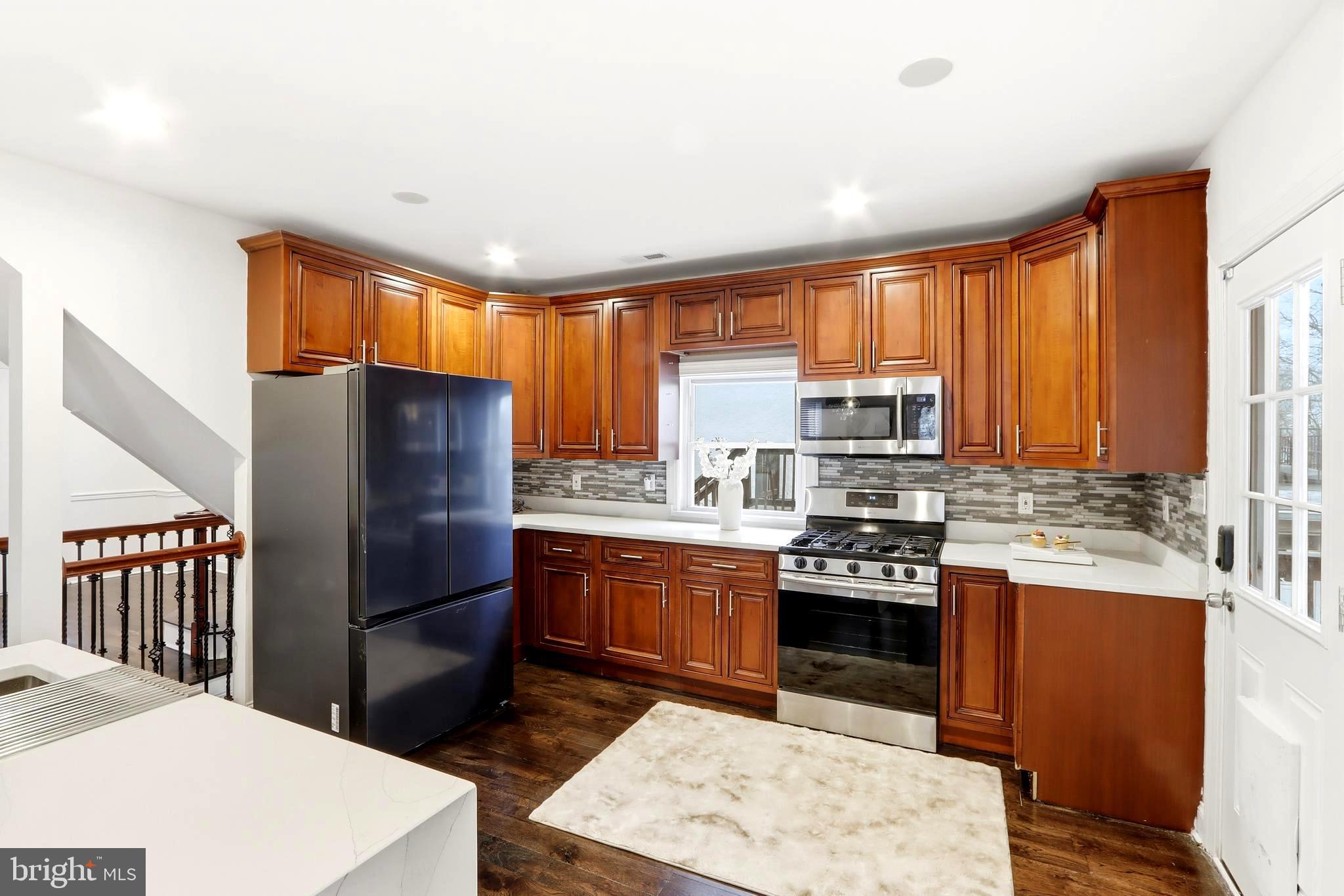 3211 Dorchester Road Baltimore, MD 21215 - Photo 8 of 28