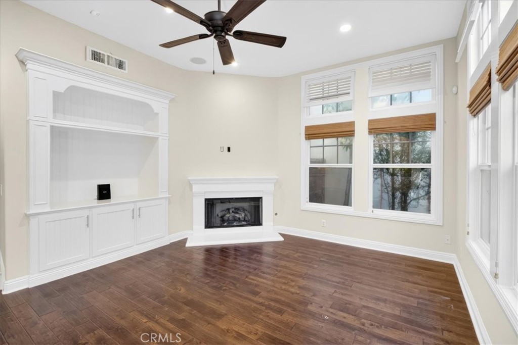 17271 Wareham Lane Huntington Beach, CA 92649 - Photo 14 of 37