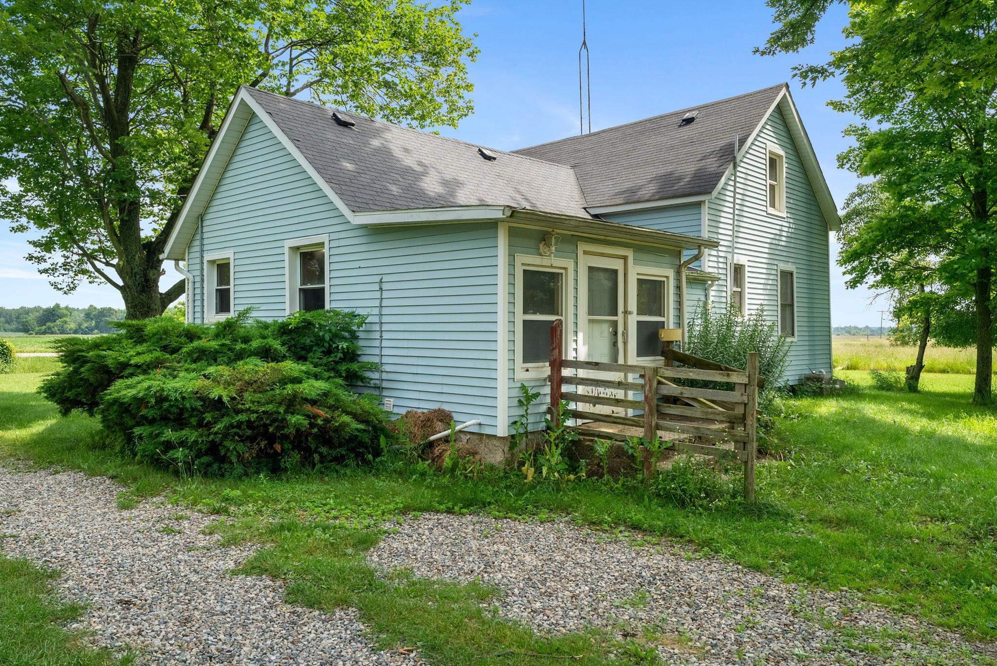 3304 Applegate Road Applegate, MI 48401 - Photo 25 of 30 50146345-3b7ff585-058f-45f7-b52b-25bfd70d289f.JPG