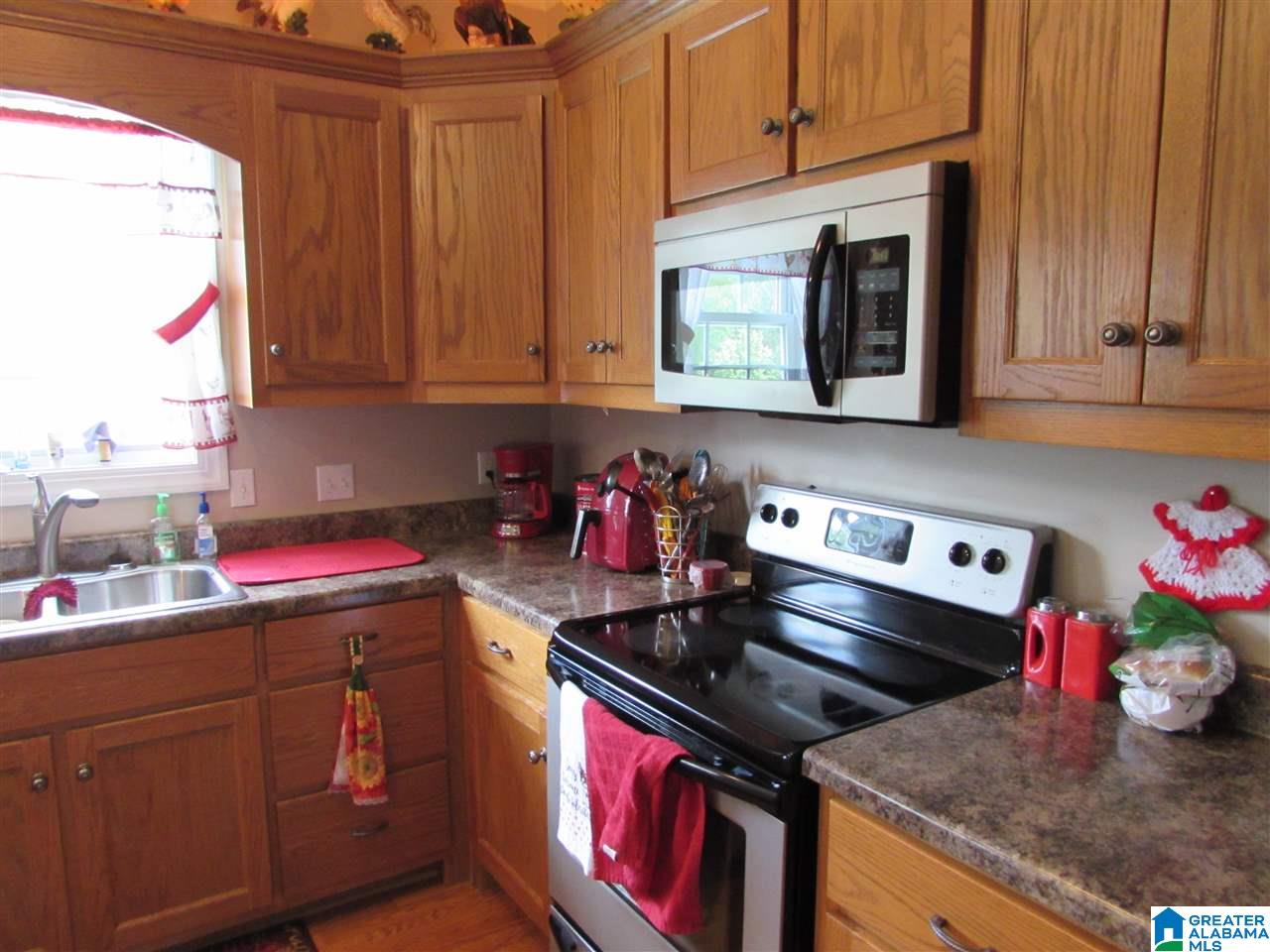 1223 Shadecrest Road Anniston, AL 36206 - Photo 13 of 34