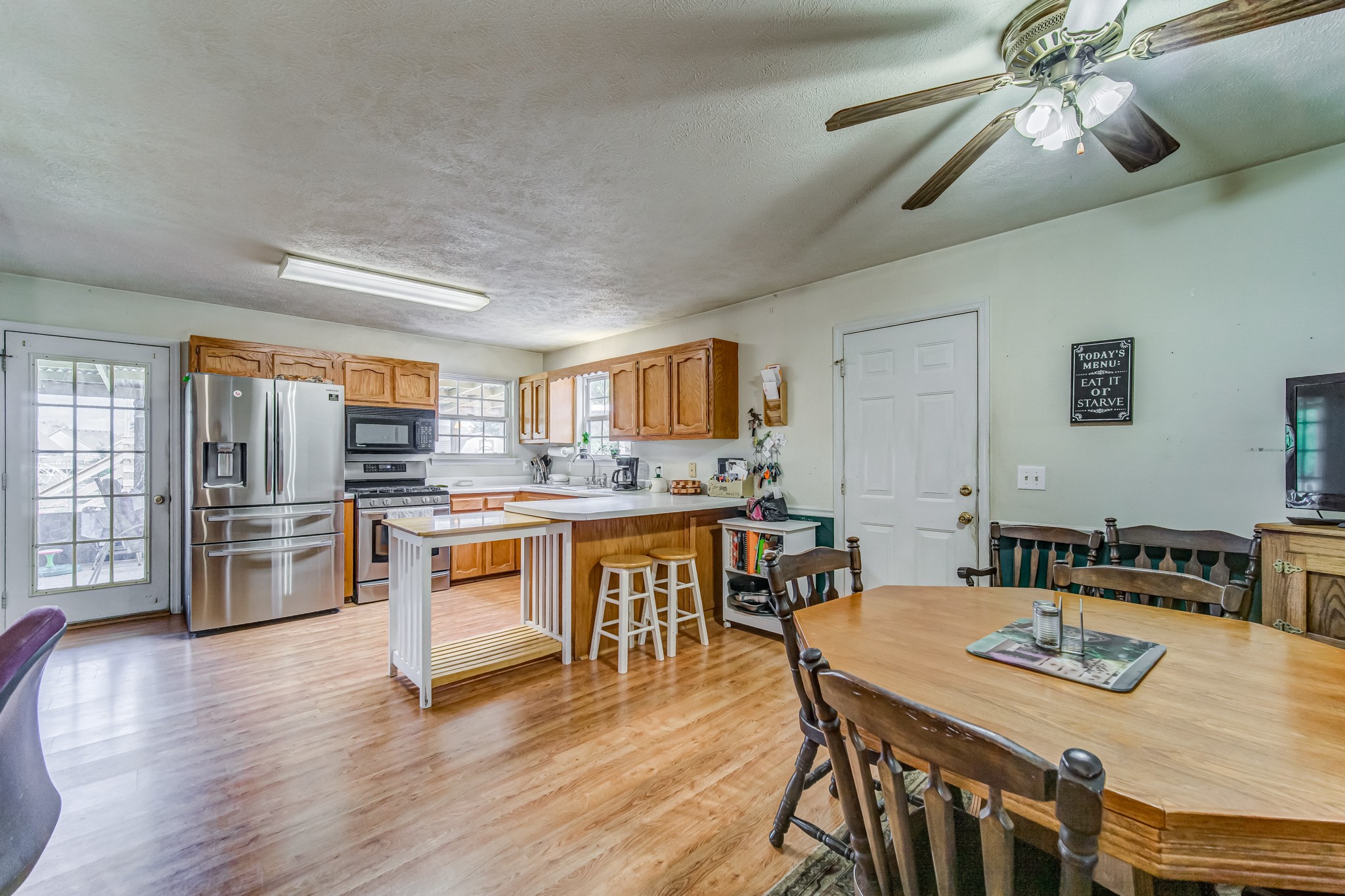 3854 Confederate Road Murfreesboro, TN 37128 - Photo 4 of 44 Gallery Image 4