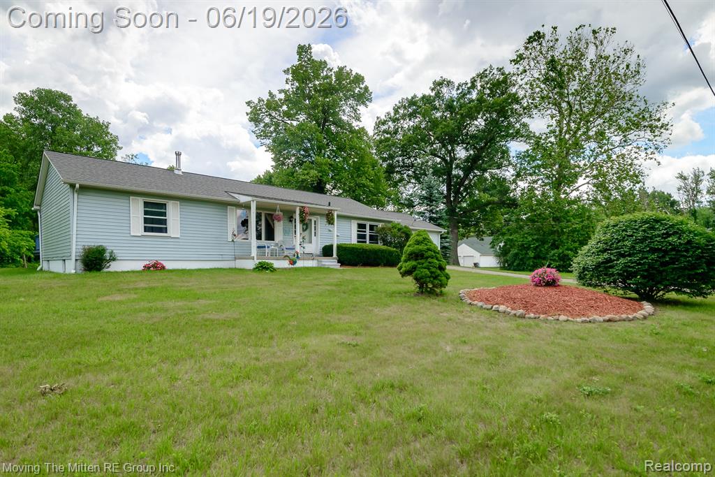 24567 Sherwood Road Belleville, MI 48111 - Photo 3 of 49