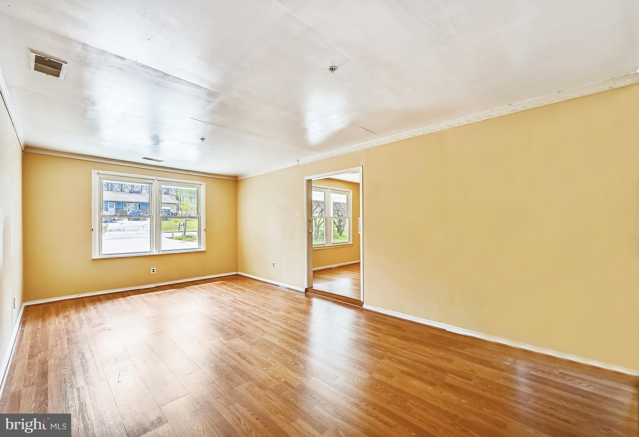 8606 Contee Road Laurel, MD 20708 - Photo 12 of 28 Family Room