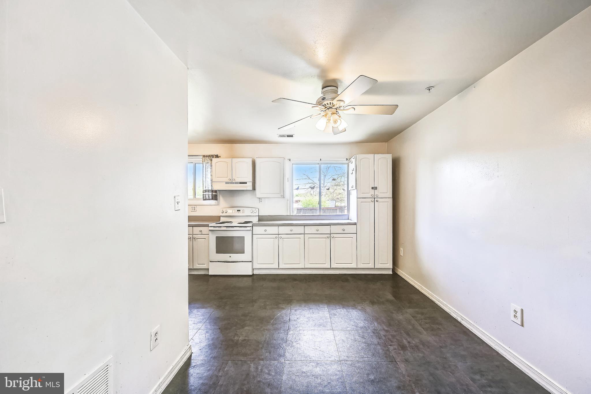 8606 Contee Road Laurel, MD 20708 - Photo 8 of 28 Kitchen