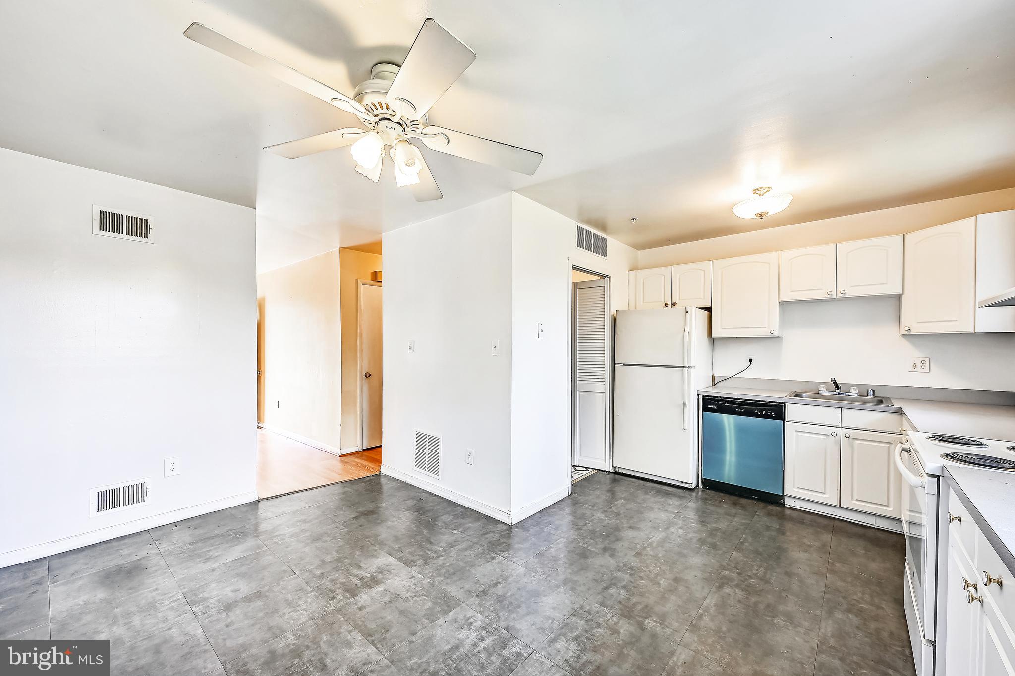 8606 Contee Road Laurel, MD 20708 - Photo 10 of 28 Kitchen