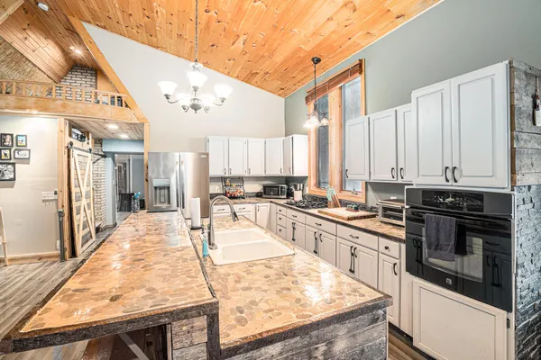 $344,500 | 323 South Truhn Road, Fowlerville, MI 48836