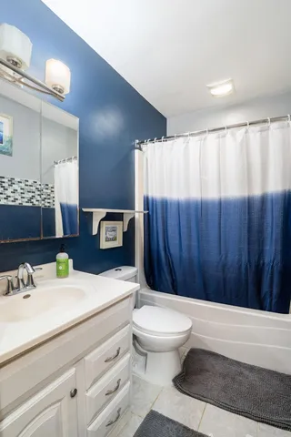 $373,000 | 323 South Truhn Road, Fowlerville, MI 48836