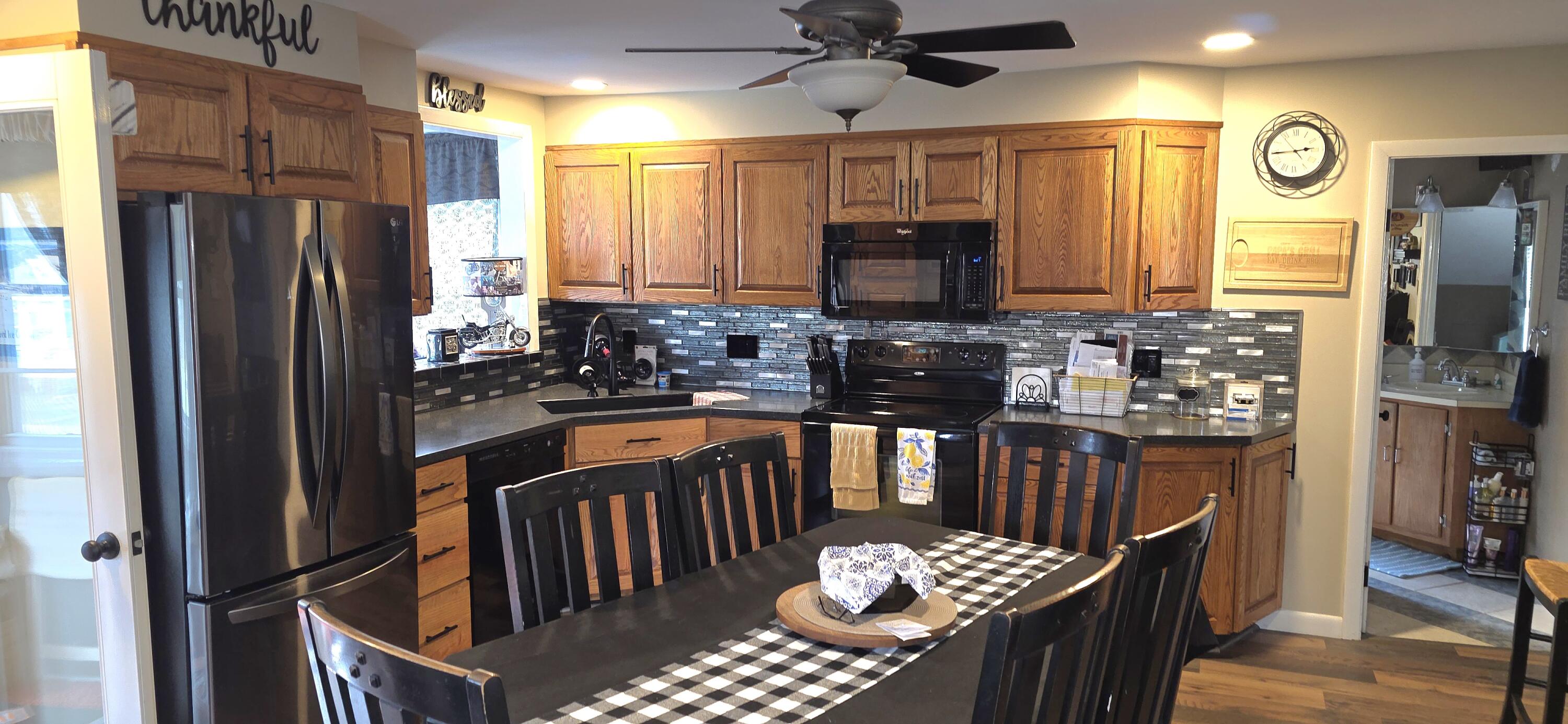 215 Cook Street Auburn, ME 04210 - Photo 19 of 29 20260411_143714