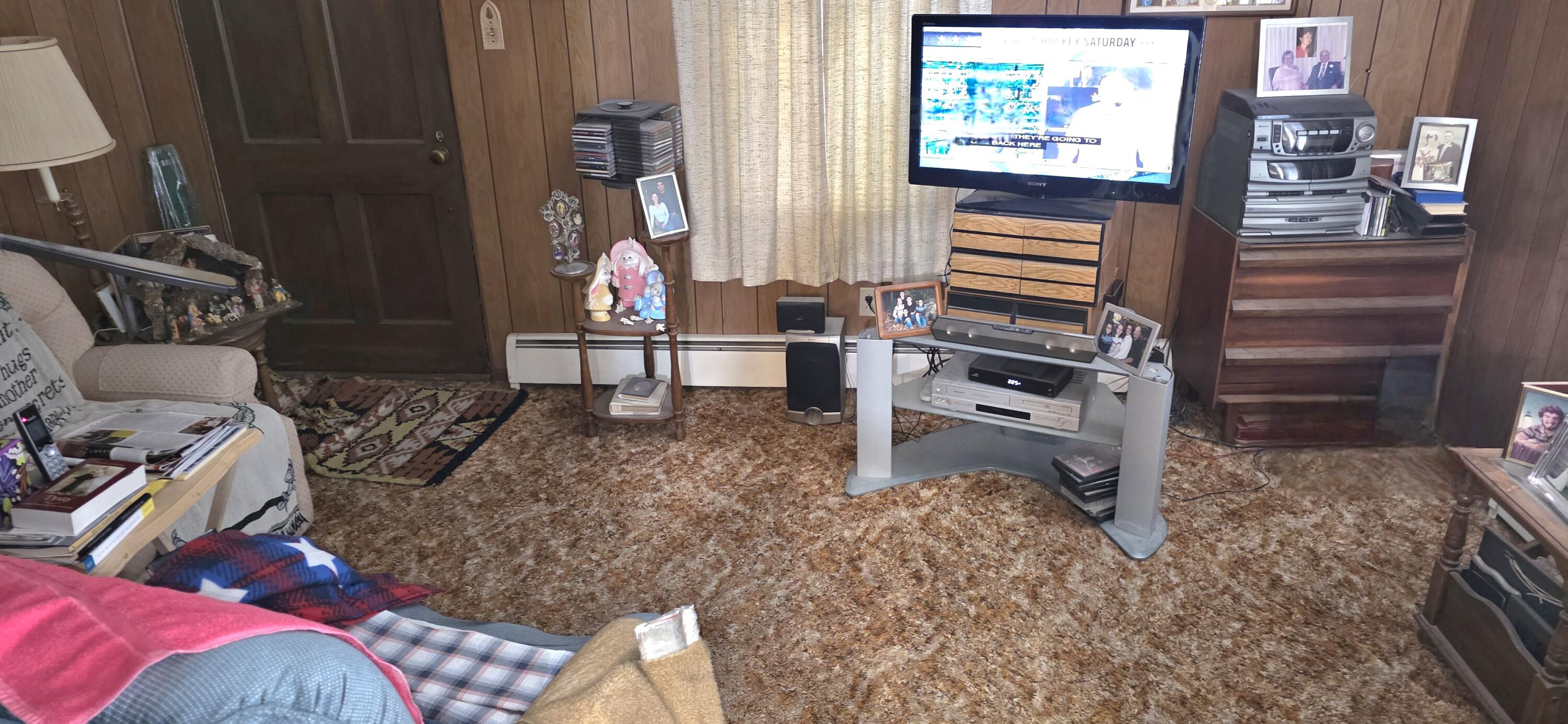 215 Cook Street Auburn, ME 04210 - Photo 8 of 29 20260411_142523