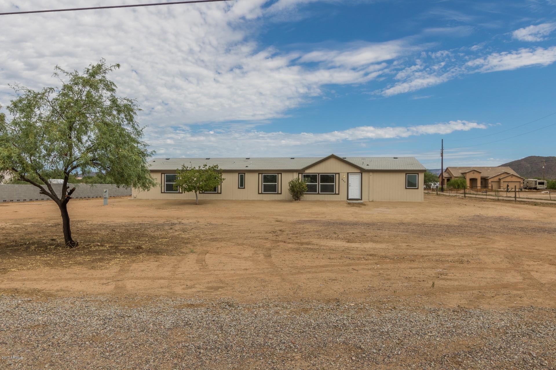 806 East Maddock Road Phoenix, AZ 85086 - Photo 2 of 42 0005-Maddock (6)