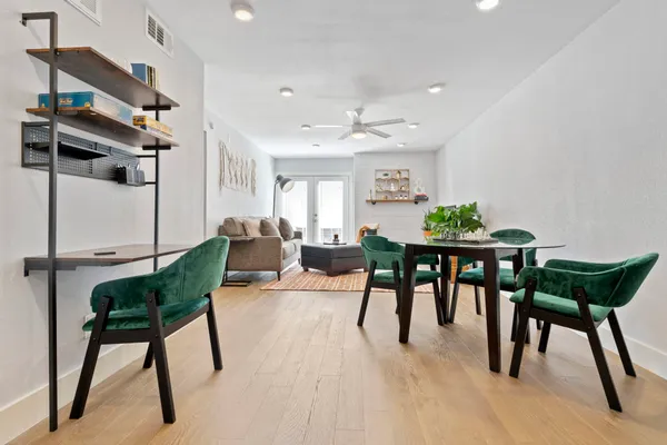 $2,000 | 909 Reinli Street, Unit 116, Austin, TX 78751