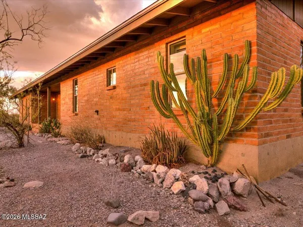 $749,000 | 9700 East Andrada Road, Vail, AZ 85641