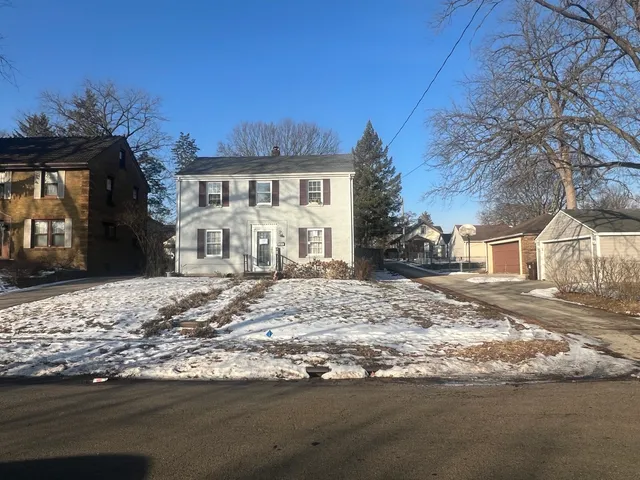 $191,970 | 216 Robert Avenue, Rockford, IL 61107