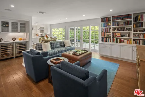 $4,998,000 | 837 North Bundy Drive, Los Angeles, CA 90049
