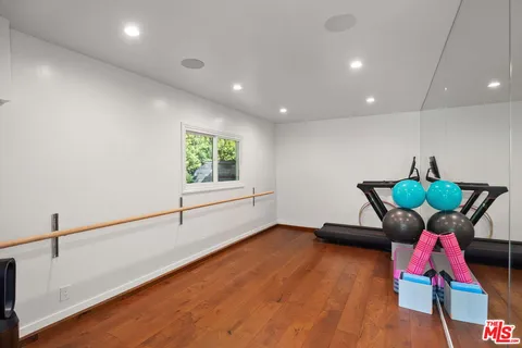 $4,998,000 | 837 North Bundy Drive, Los Angeles, CA 90049