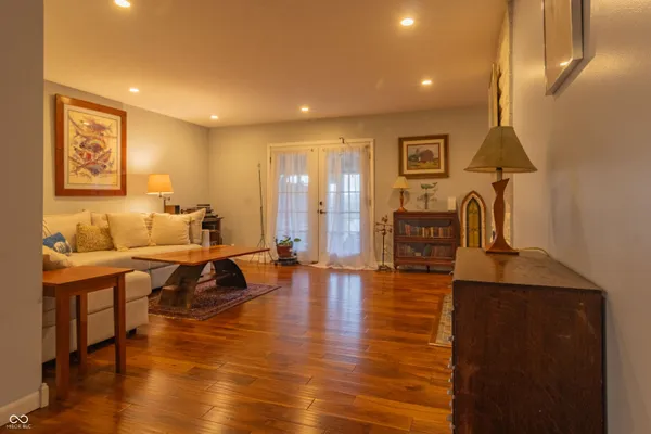 $362,500 | 2101 Elizaville Road, Lebanon, IN 46052