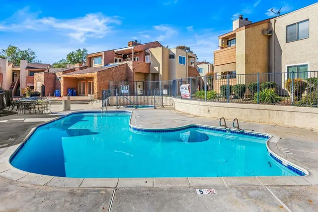 $450,000 | 2920 Briarwood Road, Unit I1, Bonita, CA 91902