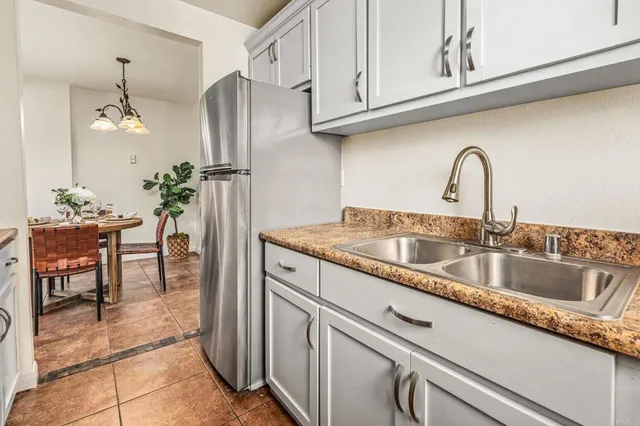 $450,000 | 2920 Briarwood Road, Unit I1, Bonita, CA 91902