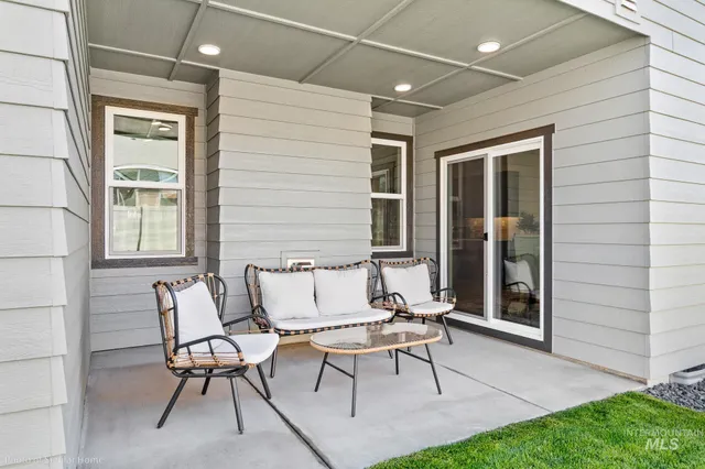 $544,977 | 5611 East Garby Street, Nampa, ID 83687