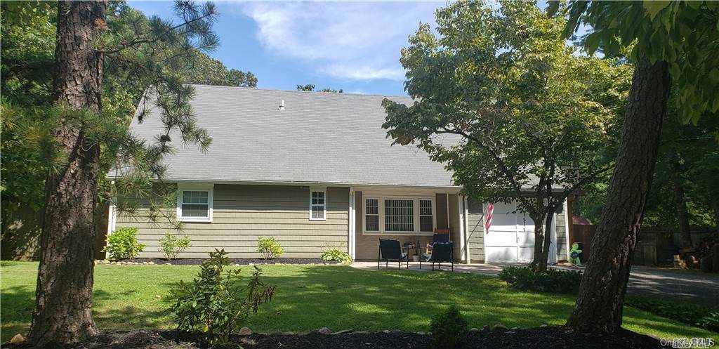302 River Road Shirley, NY 11967 - Photo 1 of 1 Gallery Image 1