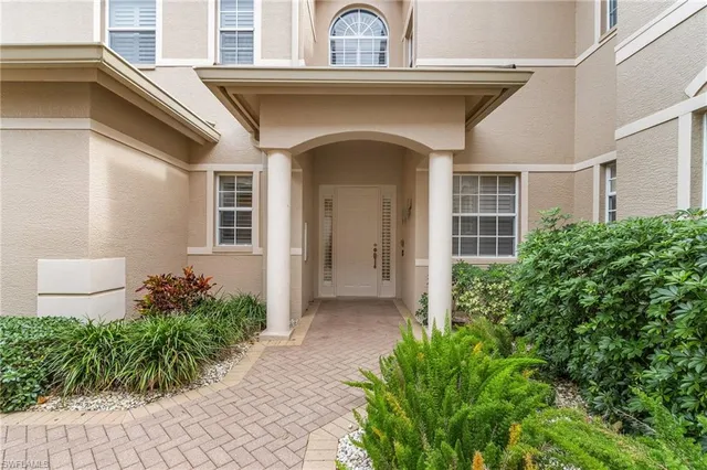 $7,900 | 801 Regency Reserve Circle, Unit 4301, Naples, FL 34119