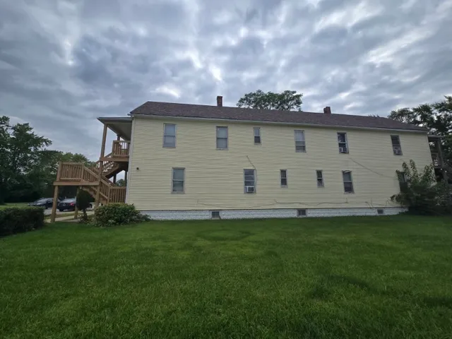 $149,900 | 615 Frances Street, Phoenix, IL 60426