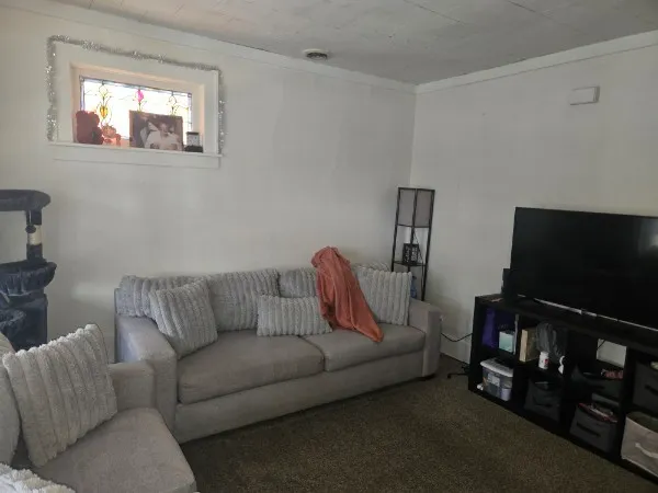 $149,900 | 615 Frances Street, Phoenix, IL 60426