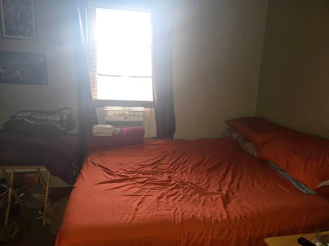 $149,900 | 615 Frances Street, Phoenix, IL 60426