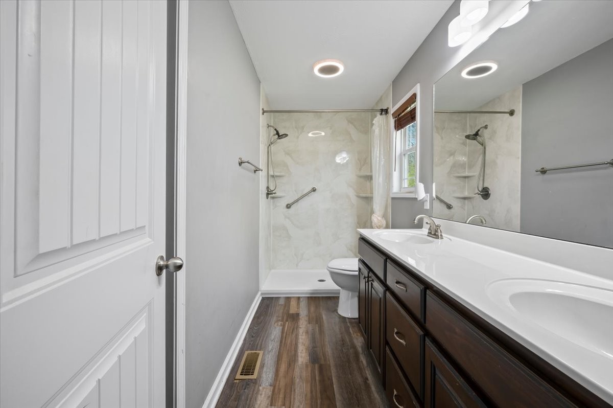 1689 Taurus Farm Road Lafayette, TN 37083 - Photo 15 of 41