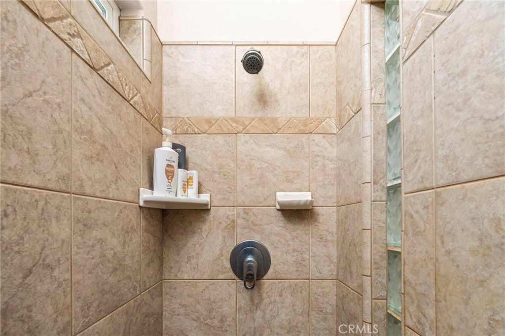 2262 Honey Run Road Chico, CA 95928 - Photo 20 of 74 a close view of a shower