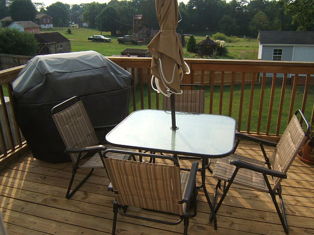 6729 Albert Road Roanoke, VA 24019 - Photo 26 of 29 Deck