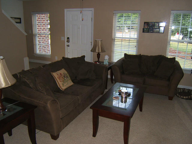 6729 Albert Road Roanoke, VA 24019 - Photo 10 of 29 Living Room