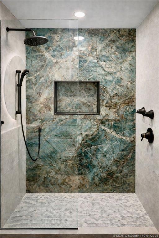 2600 South Kanner Highway, Unit D6 Stuart, FL 34994 - Photo 21 of 25 a bathroom with a shower