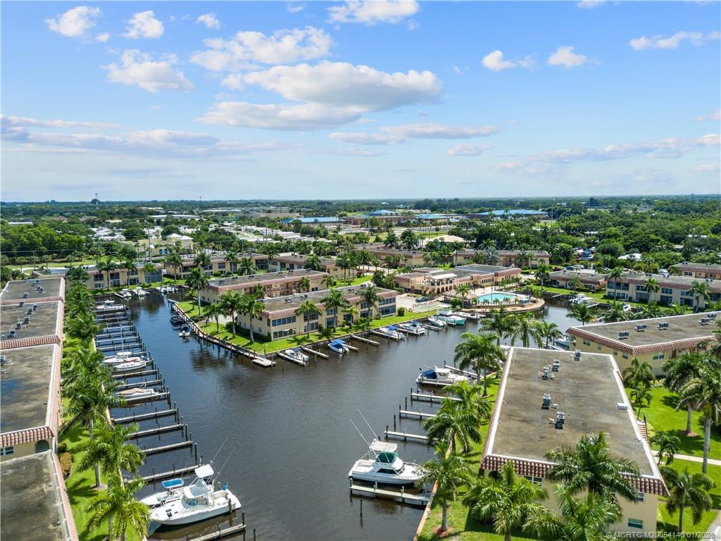 2600 South Kanner Highway, Unit D6 Stuart, FL 34994 - Photo 9 of 25 a view of a lake with a yard