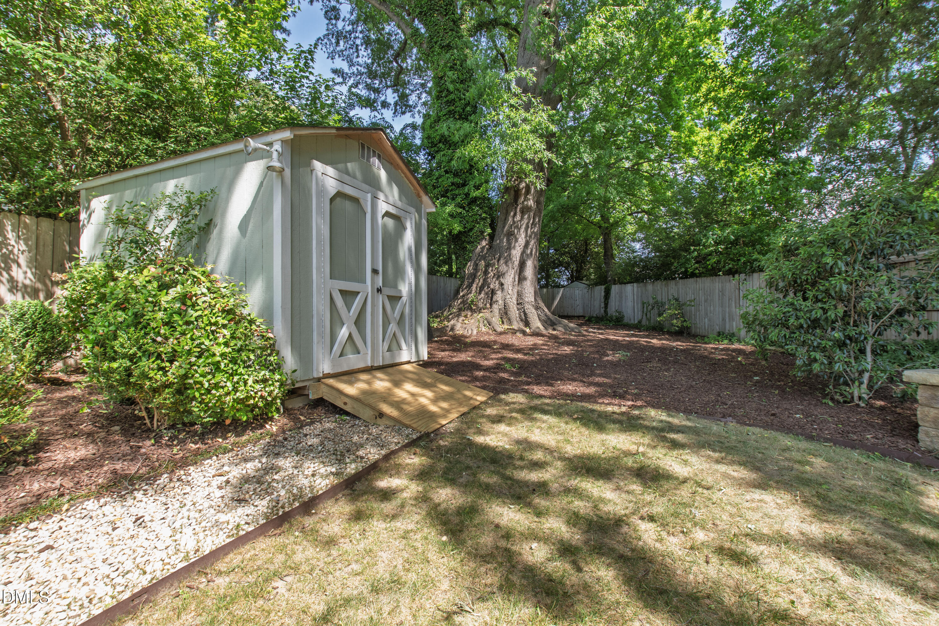 225 Georgetown Road Raleigh, NC 27608 - Photo 30 of 31 Georgeown (39)
