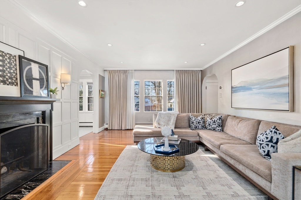 14 Prentice Road Newton, MA 02459 - Photo 13 of 42