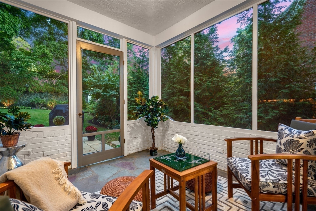 14 Prentice Road Newton, MA 02459 - Photo 18 of 42