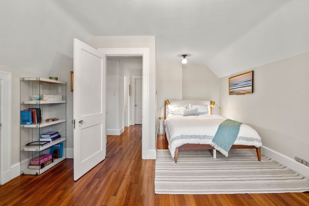 14 Prentice Road Newton, MA 02459 - Photo 34 of 42