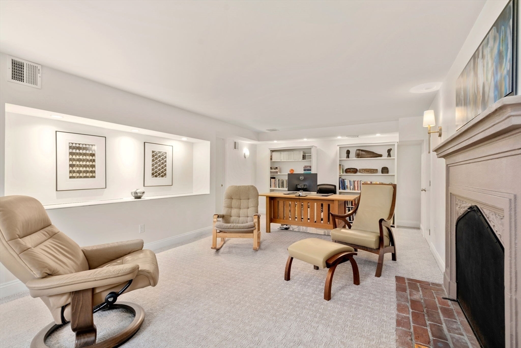 14 Prentice Road Newton, MA 02459 - Photo 36 of 42