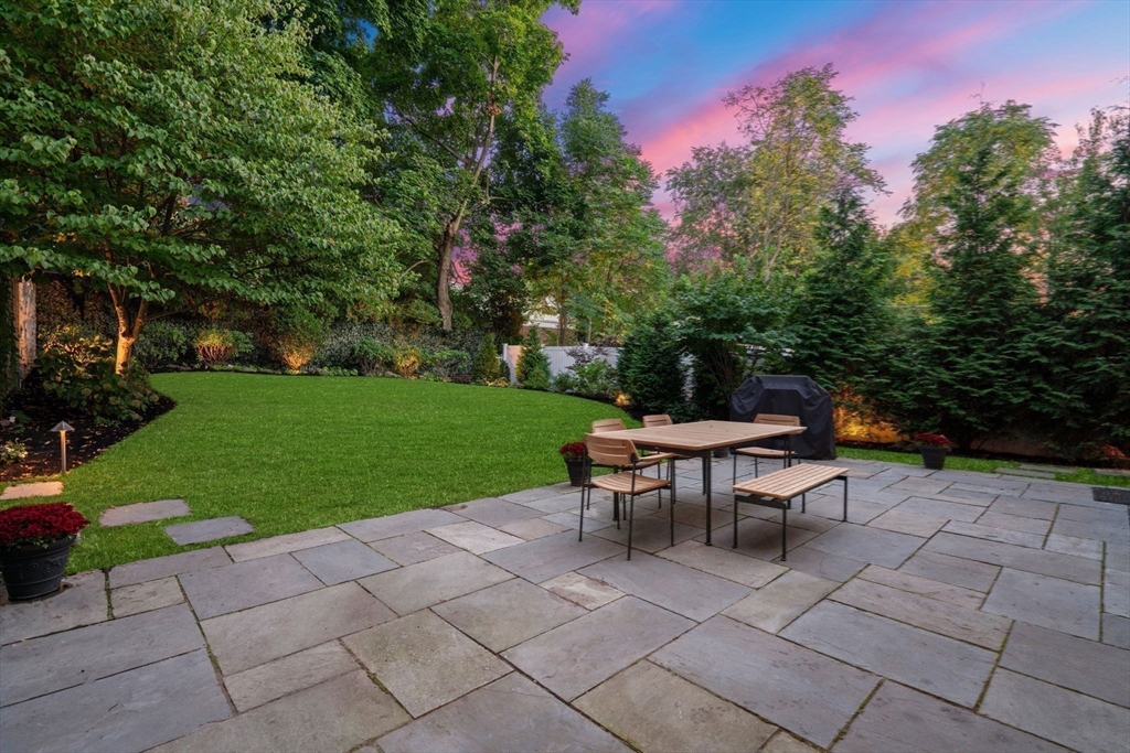 14 Prentice Road Newton, MA 02459 - Photo 40 of 42