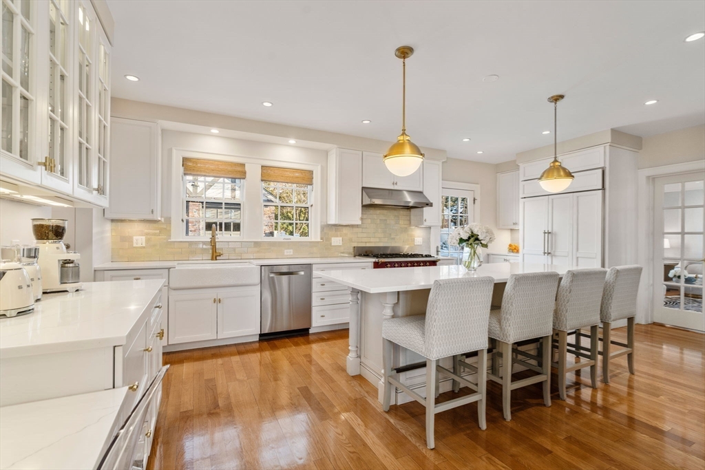 14 Prentice Road Newton, MA 02459 - Photo 7 of 42