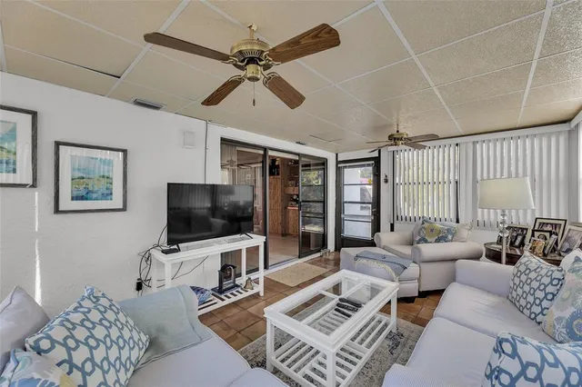 $398,788 | 2260 Seagrape Circle, Coconut Creek, FL 33066