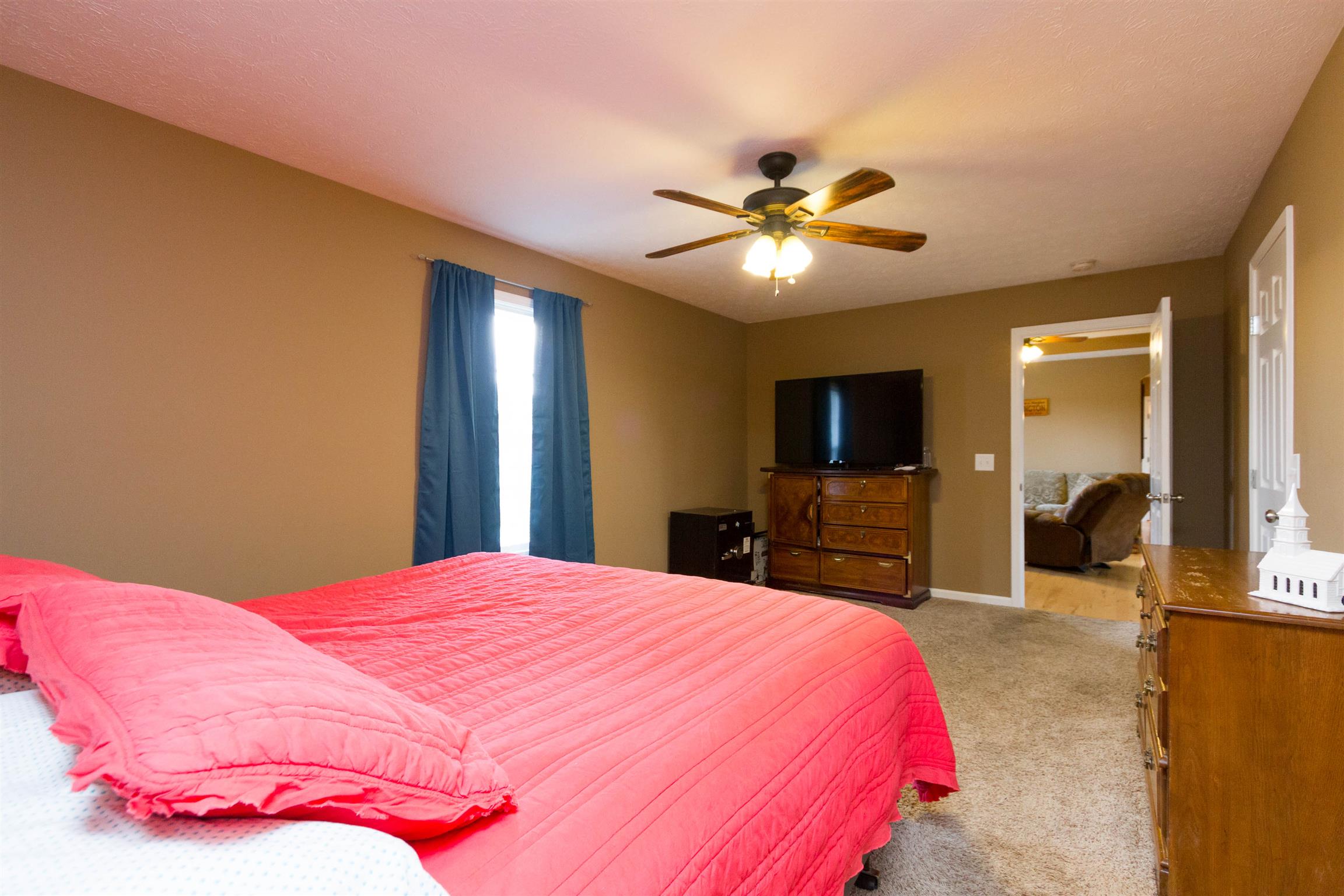 2065 Friendship Road Cross Plains, TN 37049 - Photo 16 of 30 Nice Walk in Closet